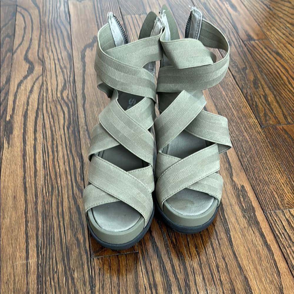 Sorel Women's Wedge Sandals in Green/Gray